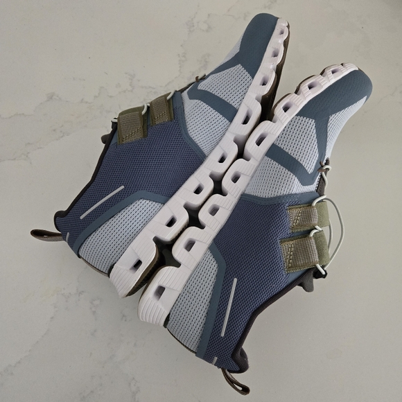 On Running Cloud Nexus Shoe Athletic Size 9.5 Women's Blue Green Gray White - Picture 8 of 8